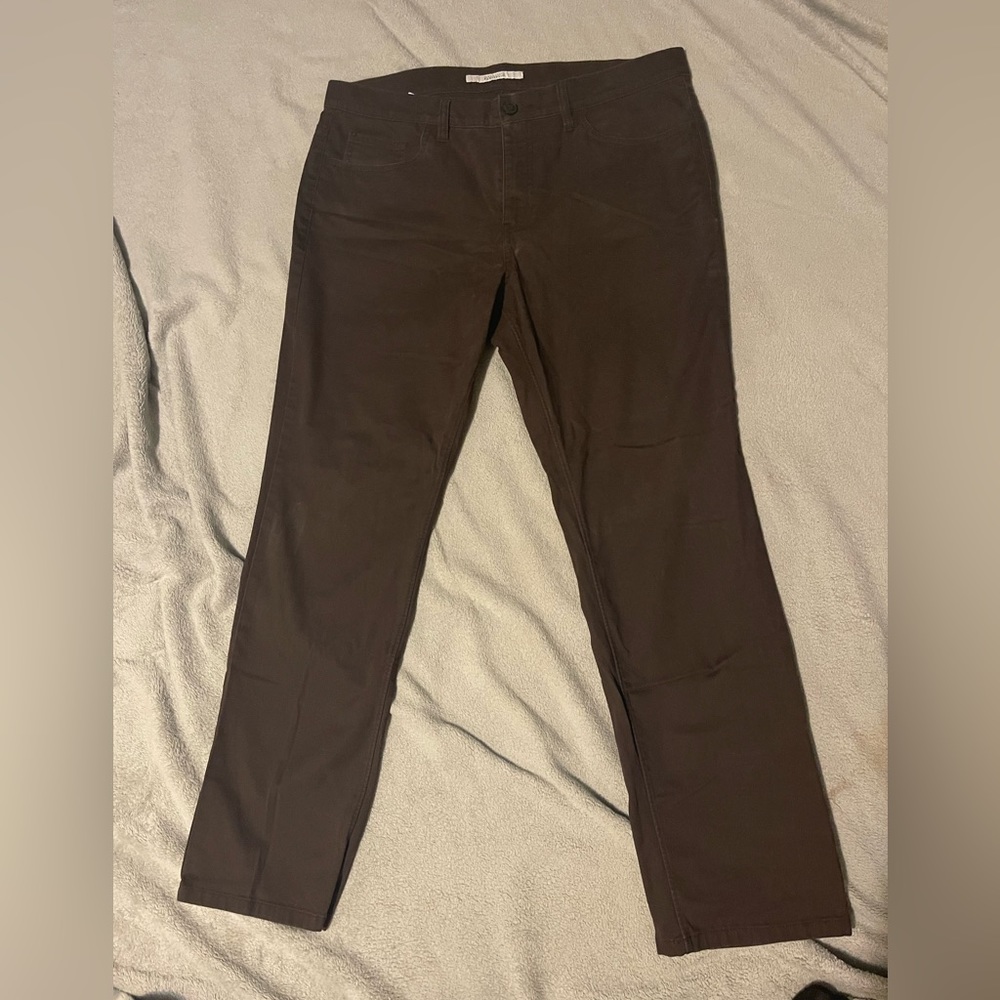 Perry Ellis brown pats 34x30